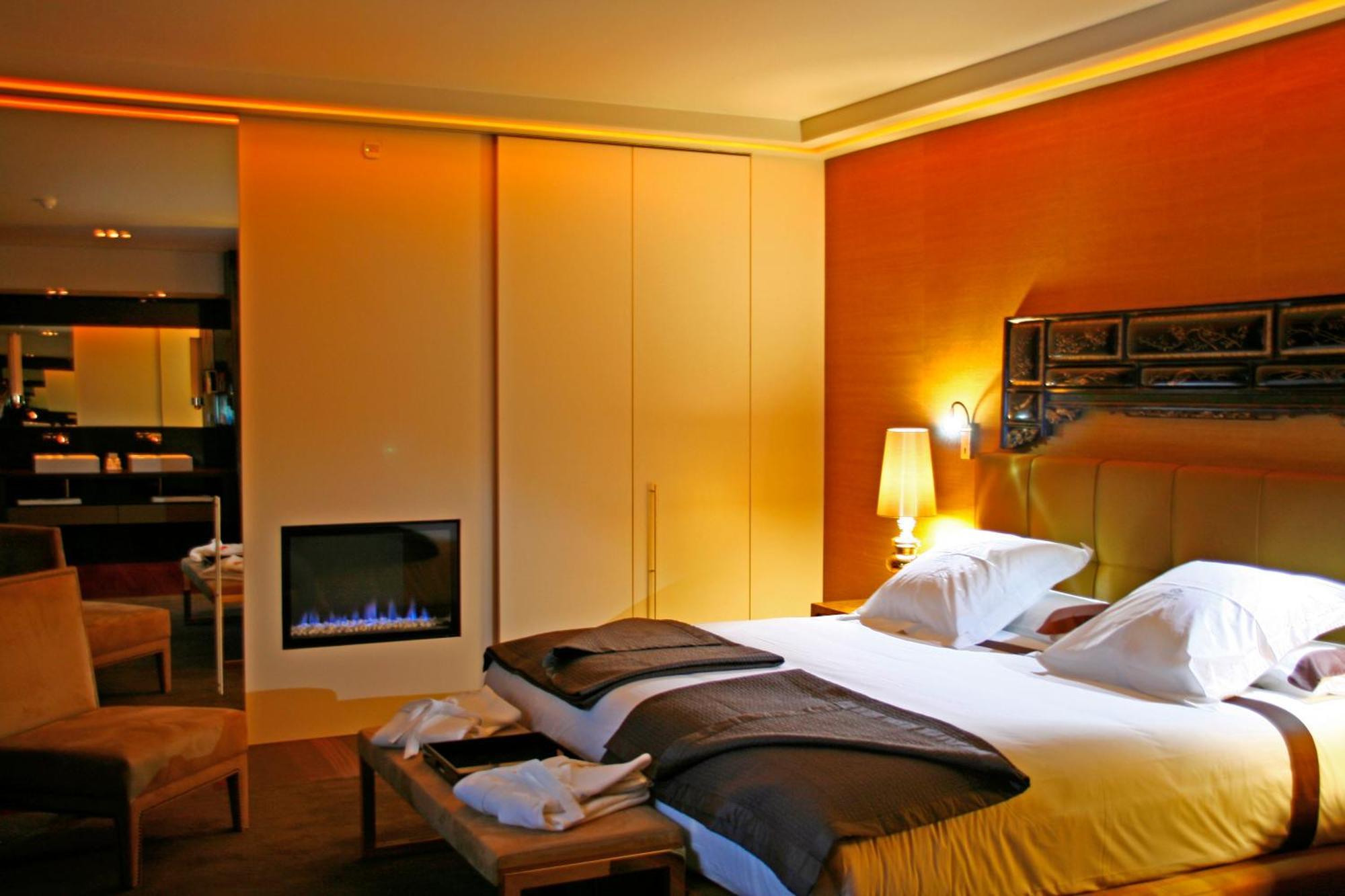 โรงแรมกรัน นาการิ บูติคแอนด์สปา วิโก ภายนอก รูปภาพ A room at the Mandarin Oriental, Munich
